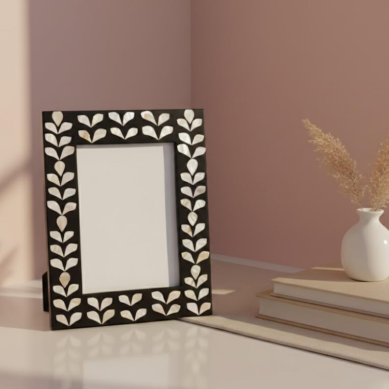 Mother of Pearl Inlay Photo Frame | Black Resin Leaf Pattern | Handmade Luxury Décor