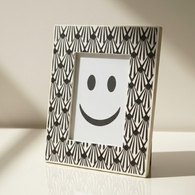 Green Resin Photo Frame | Art Deco Pattern Picture Frame | Handmade Home Décor