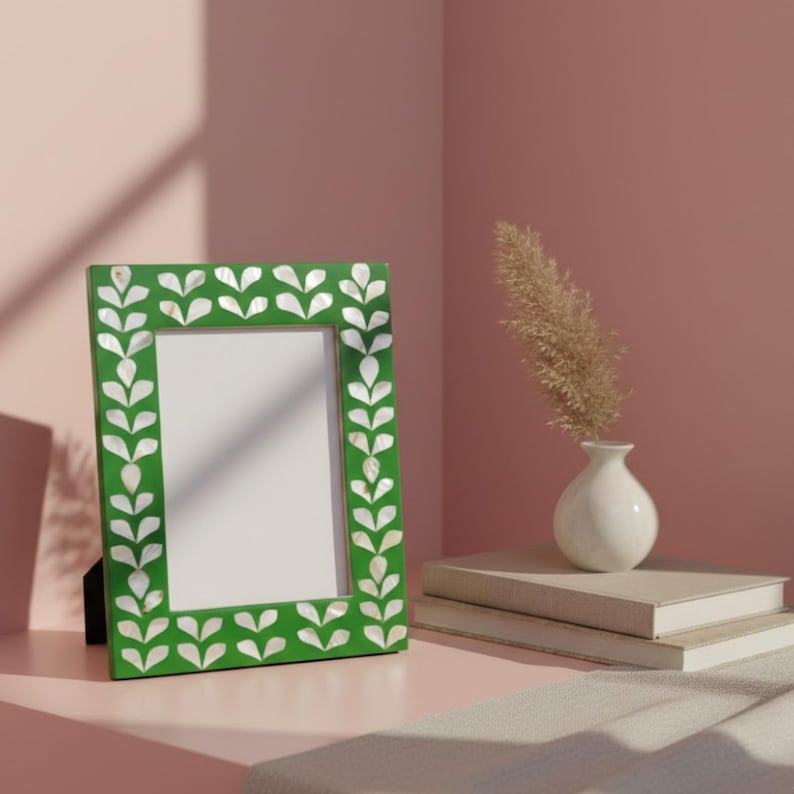 Mother of Pearl Inlay Photo Frame | Black Resin Leaf Pattern | Handmade Luxury Décor