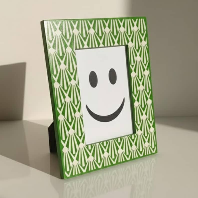 Green Resin Photo Frame | Art Deco Pattern Picture Frame | Handmade Home Décor