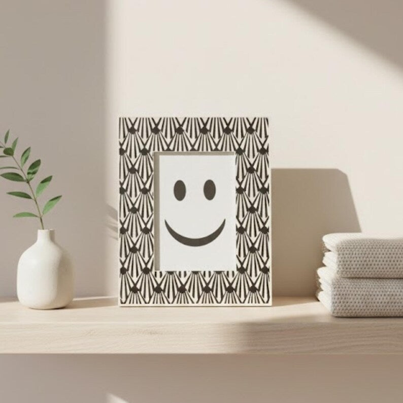 Green Resin Photo Frame | Art Deco Pattern Picture Frame | Handmade Home Décor