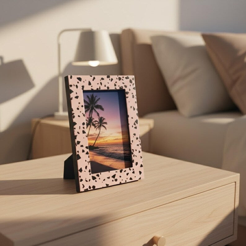 Handmade Resin Photo Frame – Modern Decorative Picture Frame for Home & Office Décor