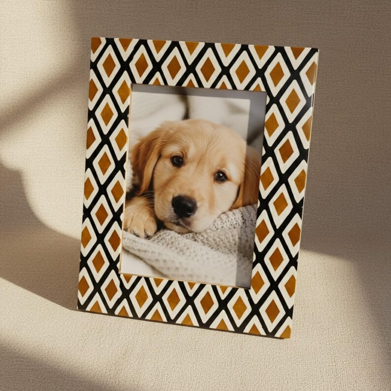 Handmade Resin Photo Frame with Geometric Pattern | Modern Tabletop Picture Frame for Home Décor